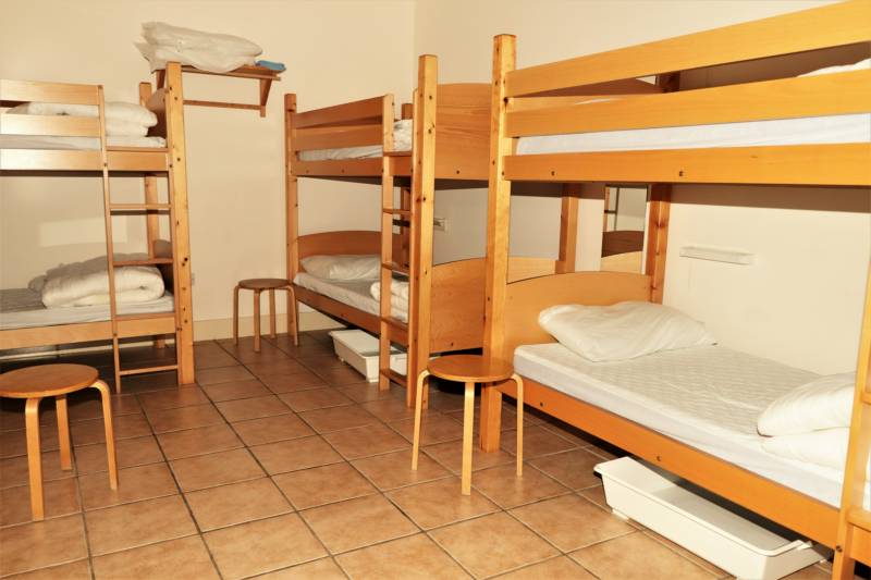 Room 1, sleeps 8 in Courtyard