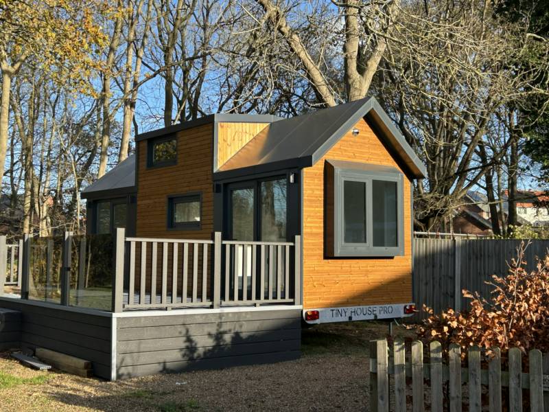 Tiny House Glamping Unit
