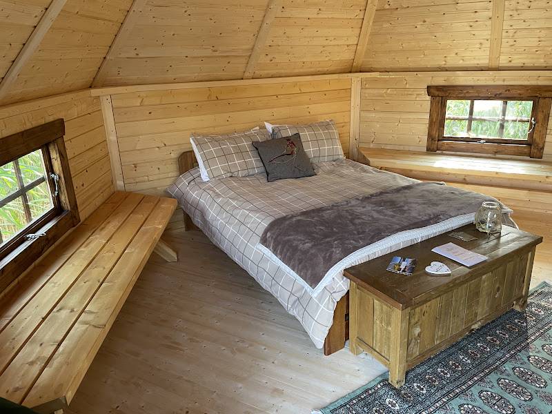 Pheasant Hobbit Cottage