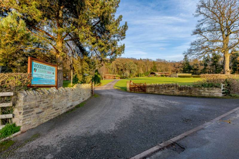 Elect Pitch 1 with Lakeside View -Tents Only