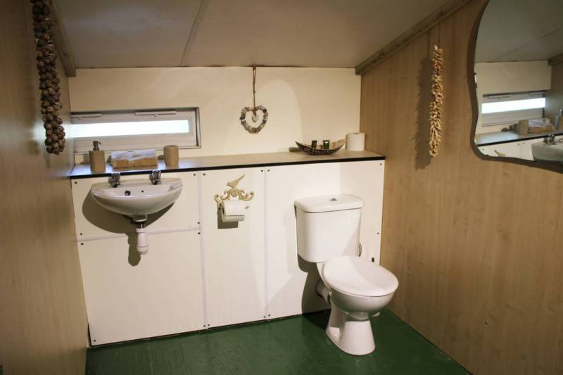 Birdsong Safari Tent