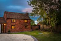Idyllic Country Cottage Retreat