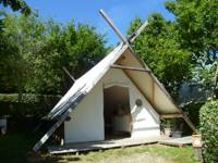 Beautifully crafted Trapper Tent in the Pyrénées