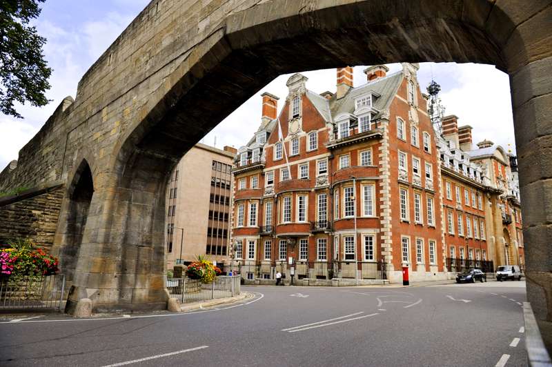 Cedar Court Grand Hotel