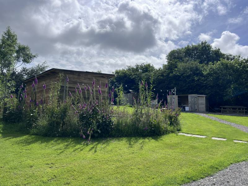 Cowpots Wild Spa Camping