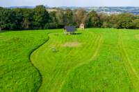 Spring - Ensuite Grass Pitch