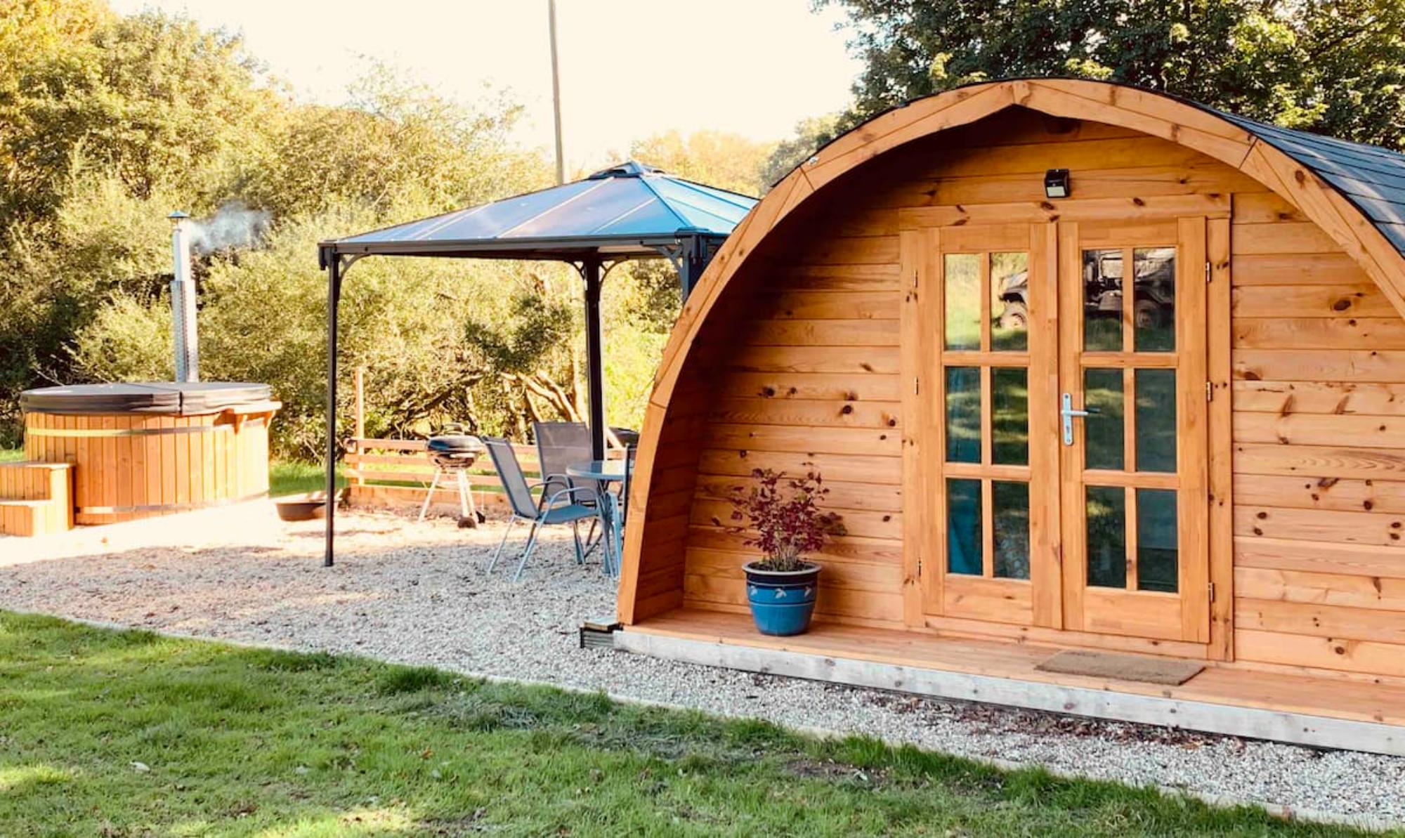Glamping in Pod – Cool Camping