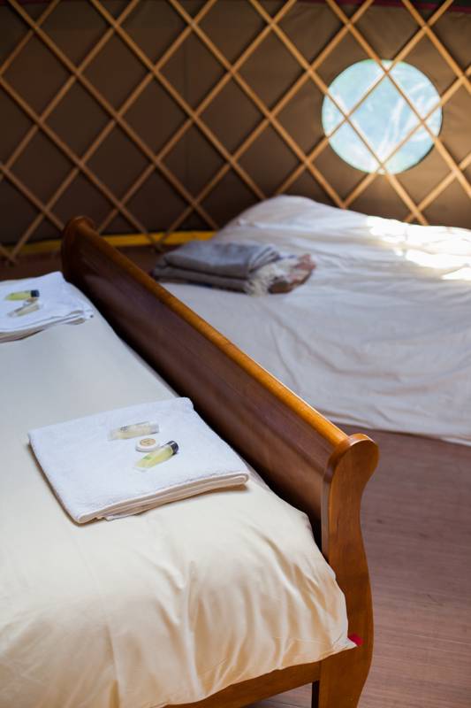 Oak Yurt - 18ft with outdoor kitchen