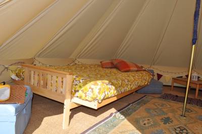 Bell Tent 3 field pitched MAPLE with porch