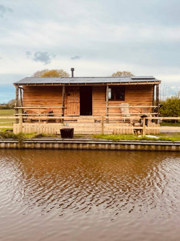 Canalside Cabin