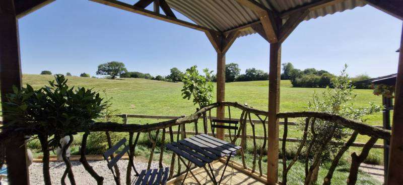 THE PHEASANTS LODGE (shepherds hut)