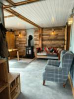 Crinkly Cabin with Sauna and Hot Tub
