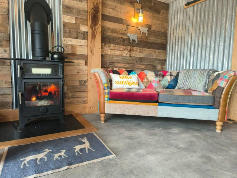 Crinkly Cabin with Sauna and Hot Tub