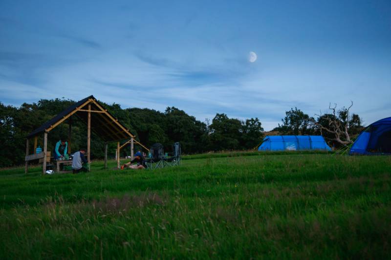 Sunset - Ensuite Grass Pitch