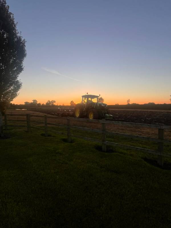 Hard-standing Super Pitch