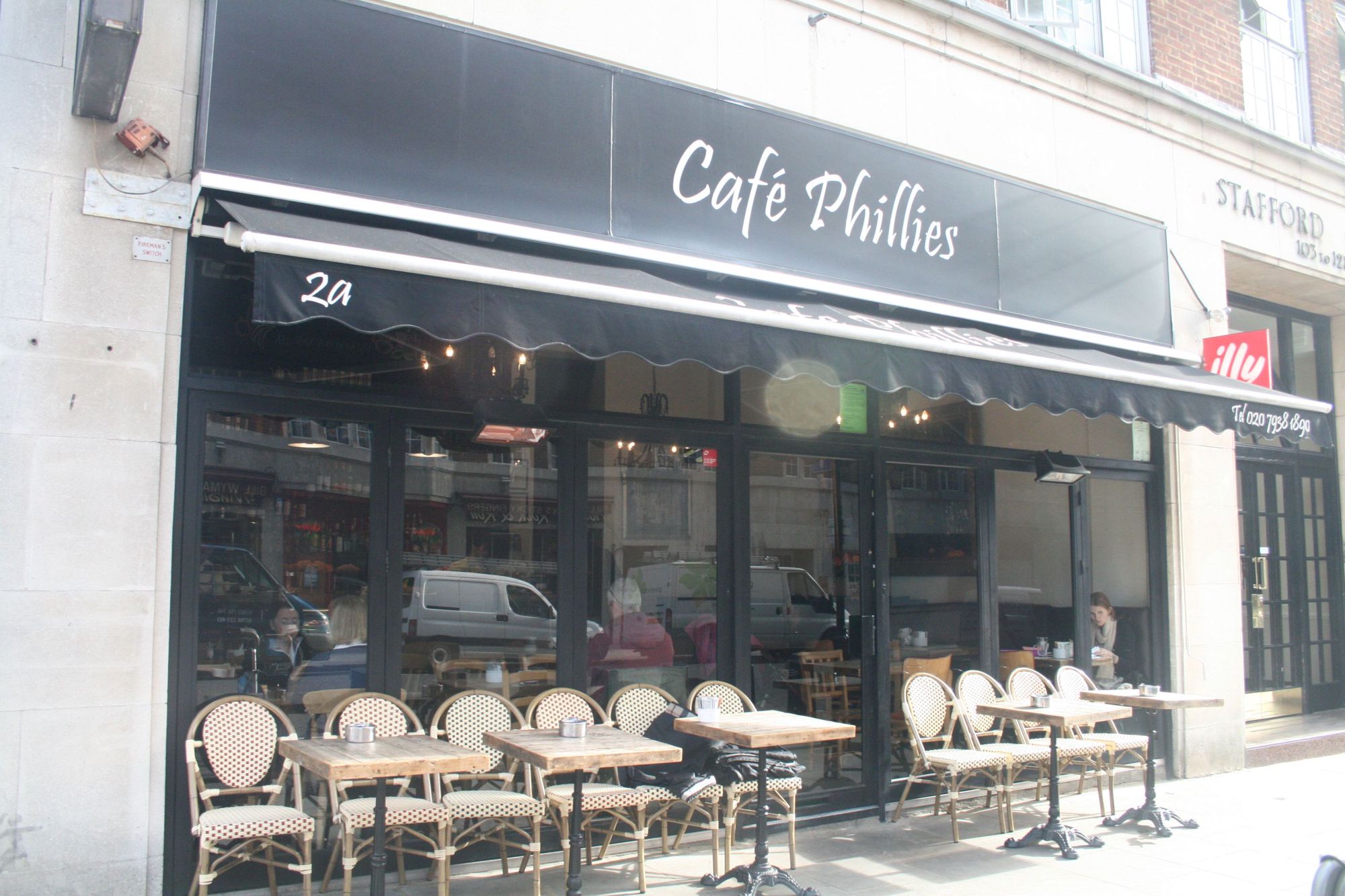 Cafe Phillies, Kensington Cool Places