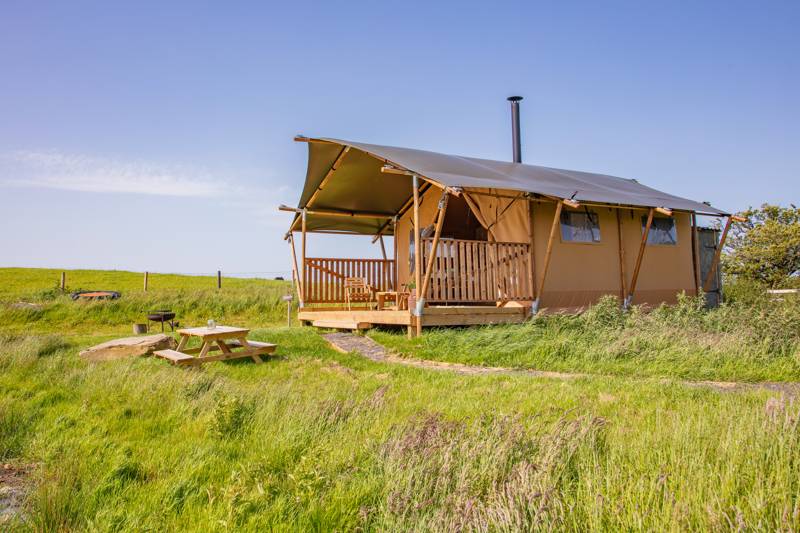 Family-friendly safari tent