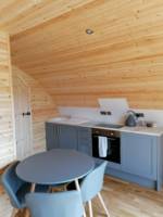 Cerniog: Luxury Cabin with hot tub