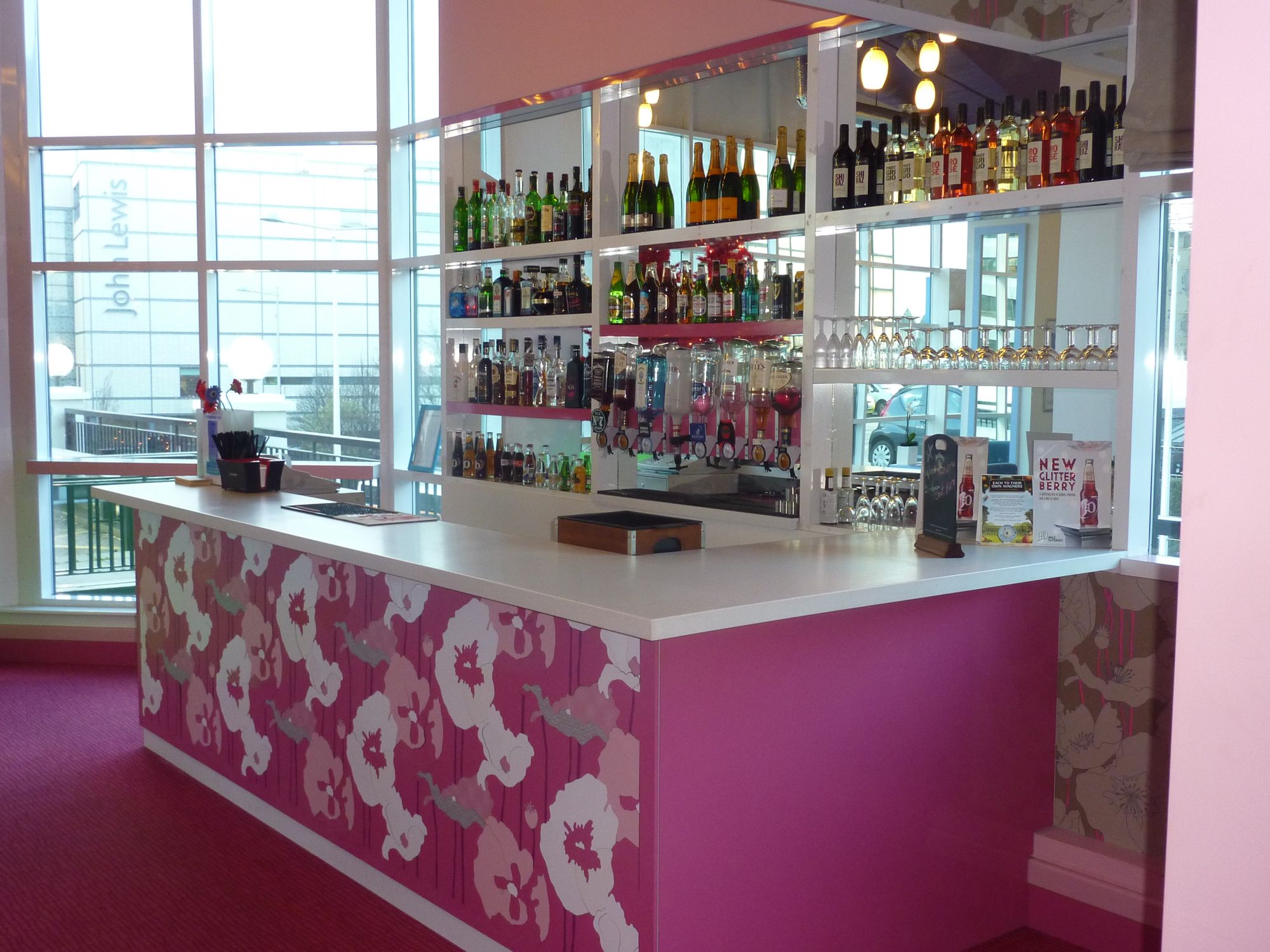 Hotels in Glamorgan holidays at Cool Places