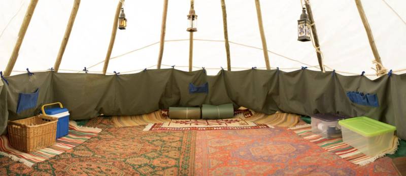 Medium Tipi 5 - Village Field