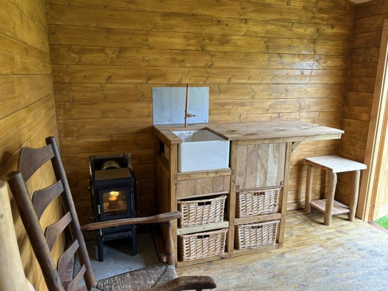The Basketmakers Hut