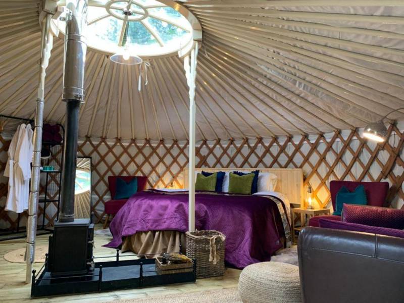 Gaia’s Hideaway - Luxury Yurt with Hot Tub