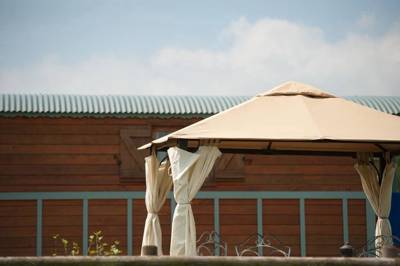 French Roulotte (sleeps 3 people)