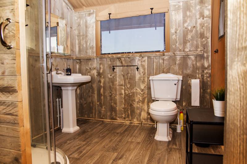 Family-friendly safari tent