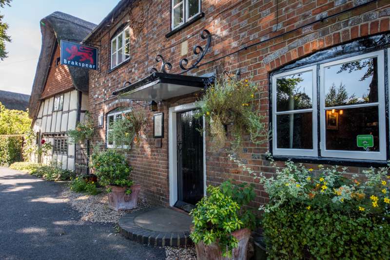 The Red Lion Pub & Kitchen Chapel Lane Blewbury Didcot Oxfordshire OX11 9PQ