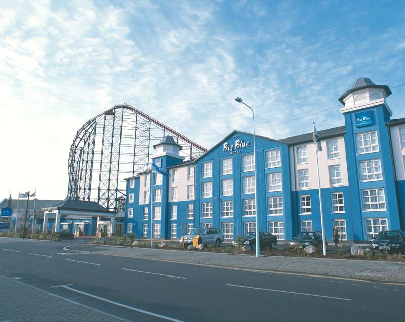 Big Blue Hotel 1 Clifton Drive, Ocean Boulevard, Pleasure Beach, Blackpool, Lancashire  FY4 1ND