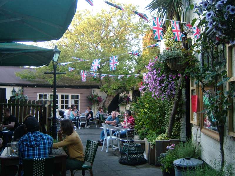 Ye Olde George Inn 