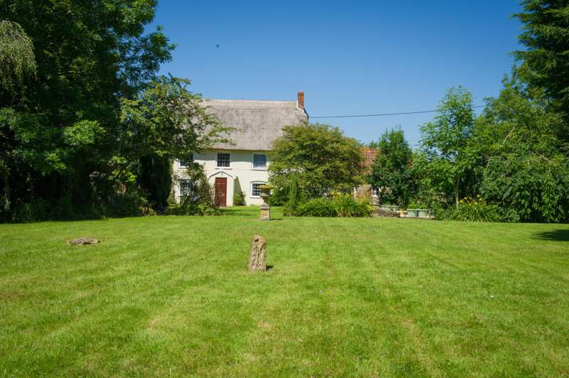 Weekend escapes from Bristol - UK weekend breaks - Cool Places to Stay in the UK