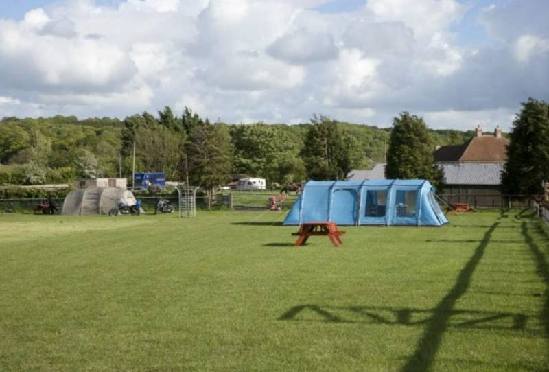 Campfire Fire Field Grass Pitch