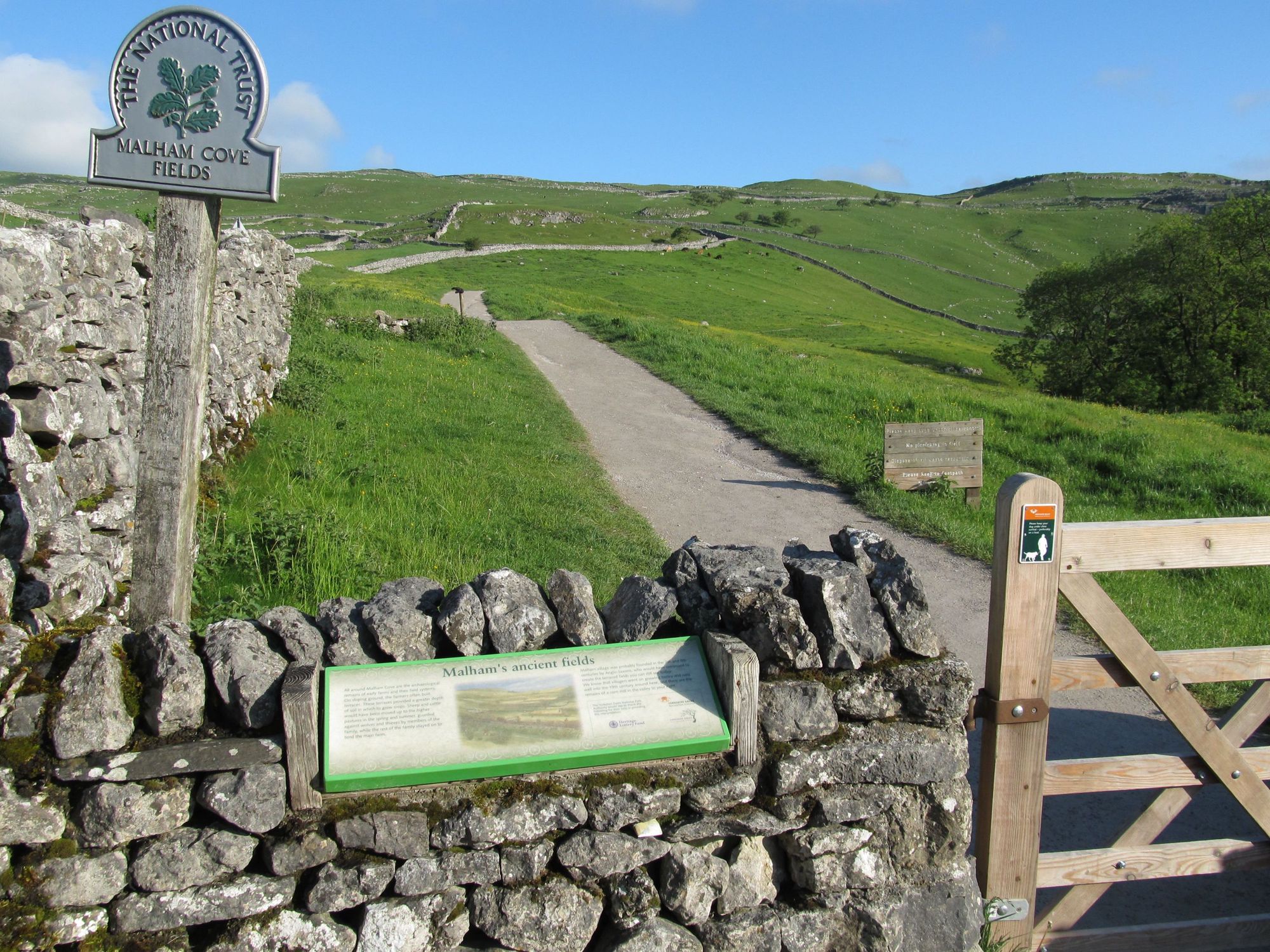 Hotels, Cottages, B&Bs & Glamping in the Yorkshire Dales National Park