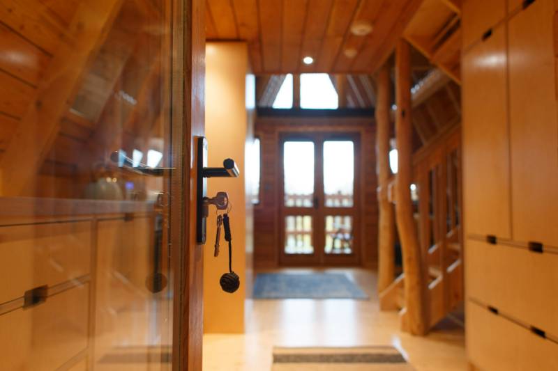 'Flint' the woodland den