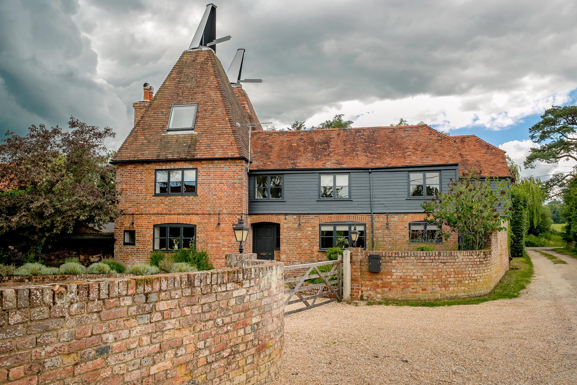 Horne's Place Oast & Barn 1 at Horne's Place Oast & Barn Cool Places