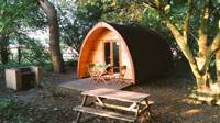 Cosy pods that offers hassle-free glamping in the most serene of surroundings