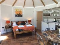 The Ember Room Roundhouse (Pet friendly)