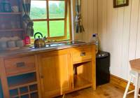 Shepherd's Hut 10 minutes' from the Jurassic Coast