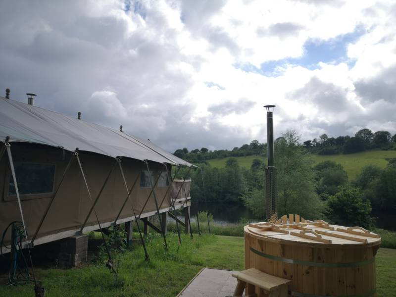 Eversfield Safari Tents Ellacott, Bratton Clovelly, Okehampton, Devon EX20 4LB