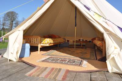 Bell Tent 3 field pitched MAPLE with porch