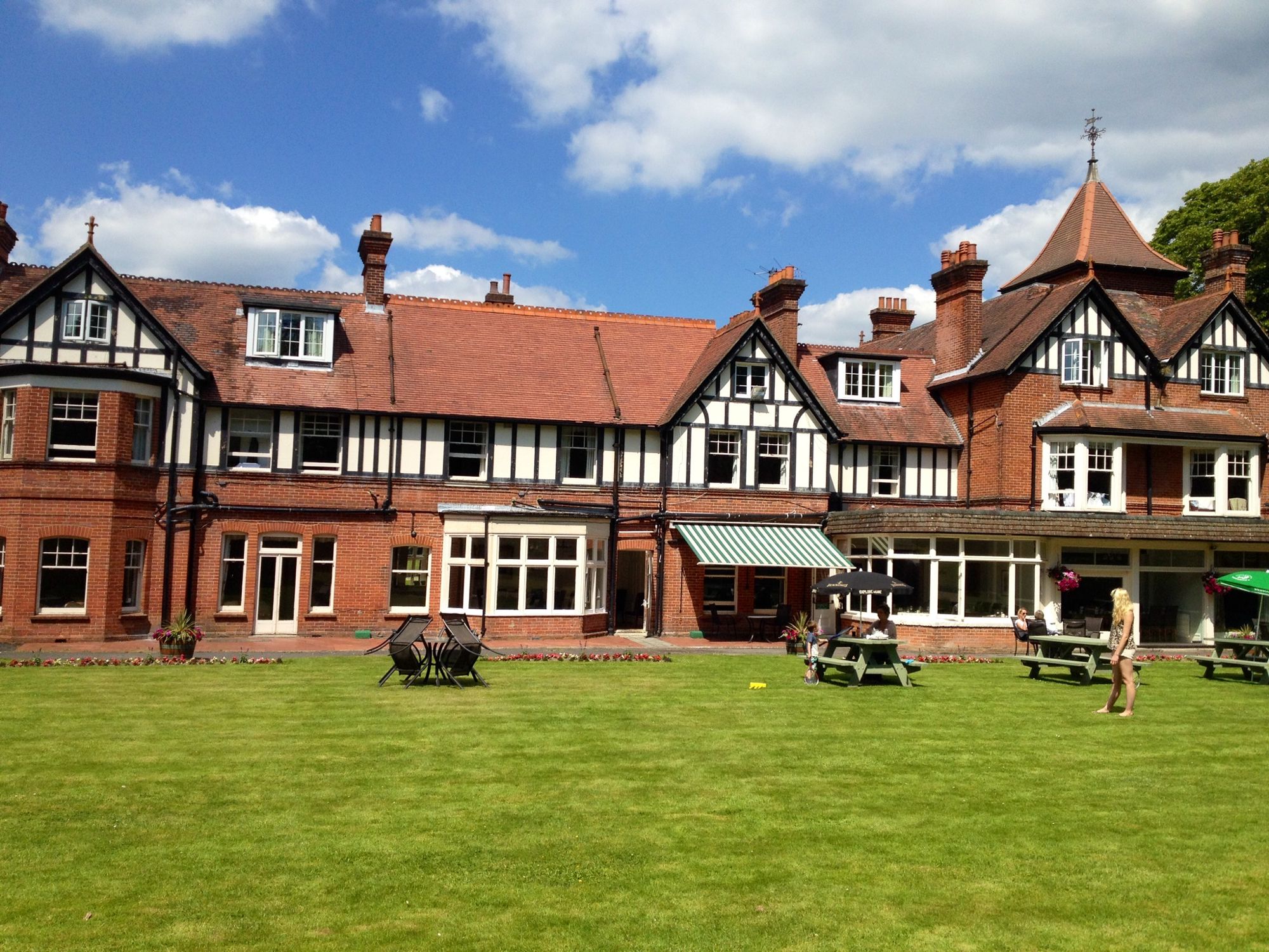 Hotels in Hampshire holidays at Cool Places