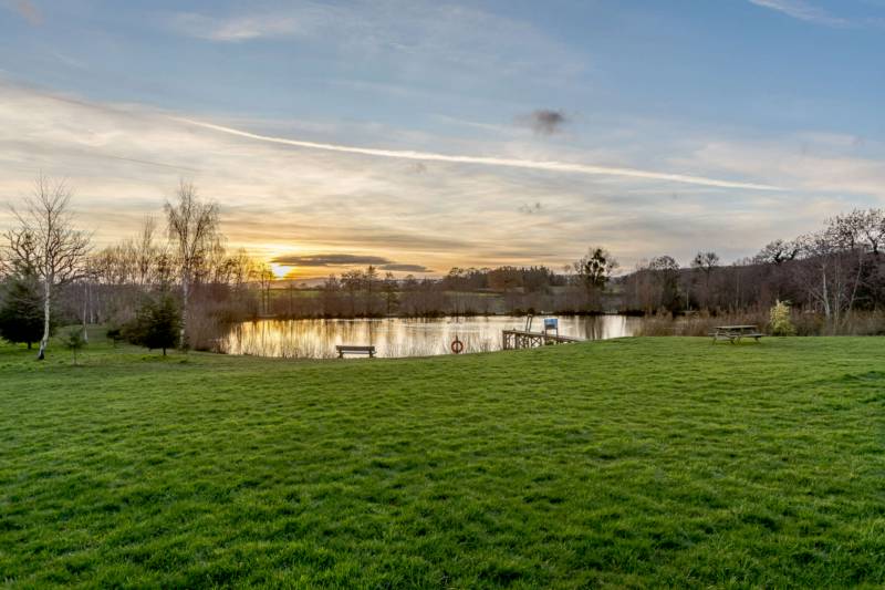 Elect Pitch 1 with Lakeside View -Tents Only