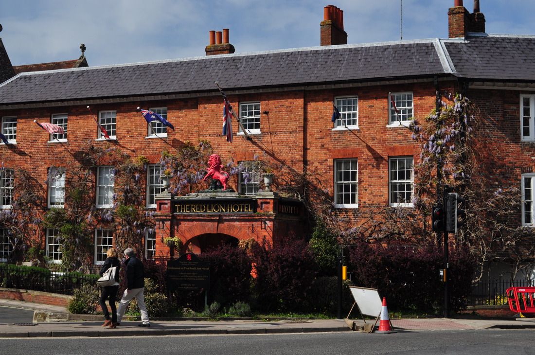 Hotels in England holidays at Cool Places