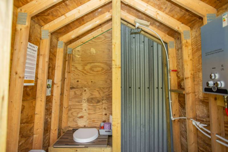 Frisky - Ensuite Campervan or Tent Pitch