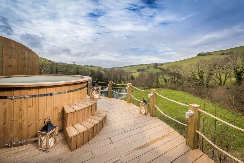 camping pods with hot tubs lake district