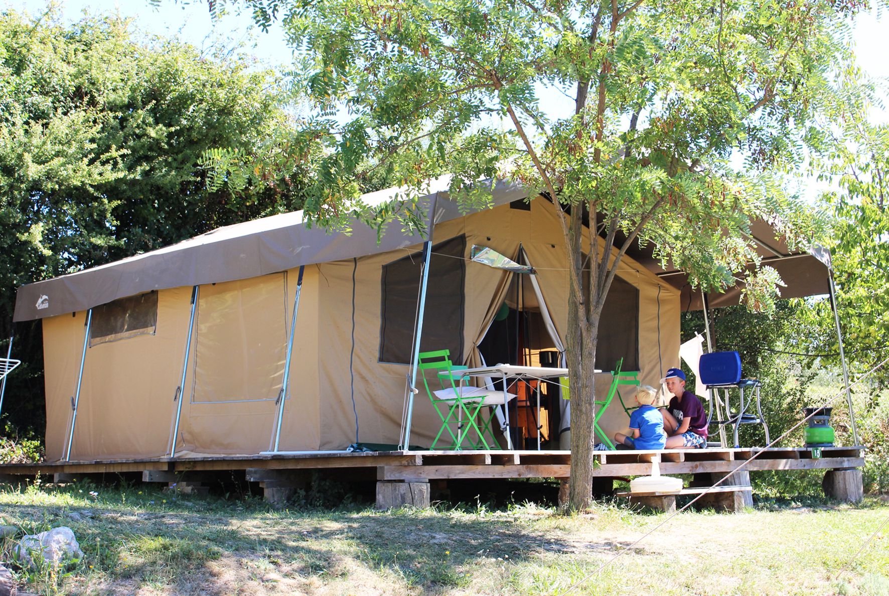Sweet Wood Canvas Tent 12 At Huttopia Oleron Les Pins Cool Camping 7861