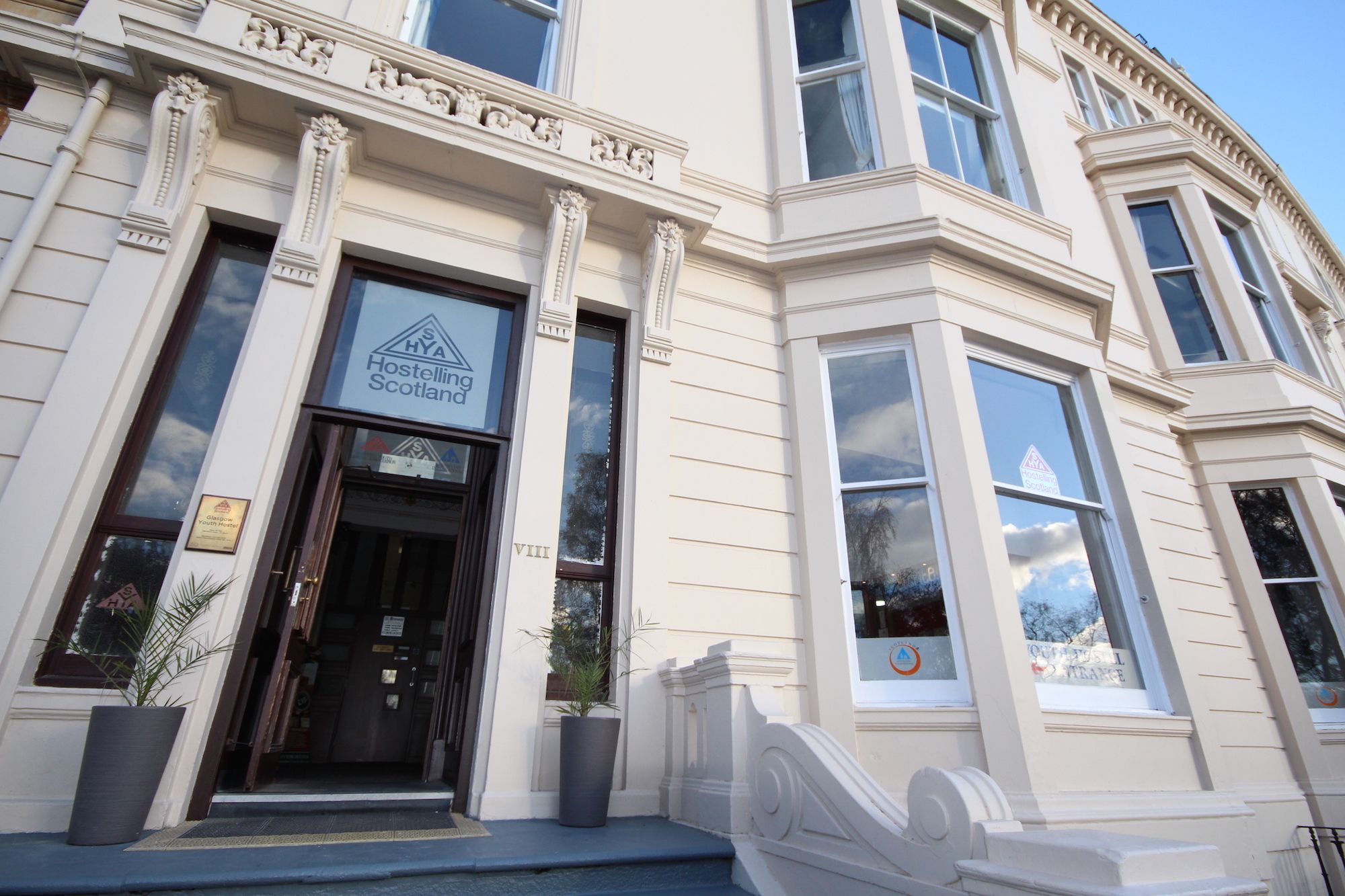 Hostels in Lanarkshire holidays at Cool Places