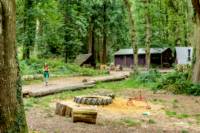 Canvas Lodge With Farmhouse Shower - sleeps 6