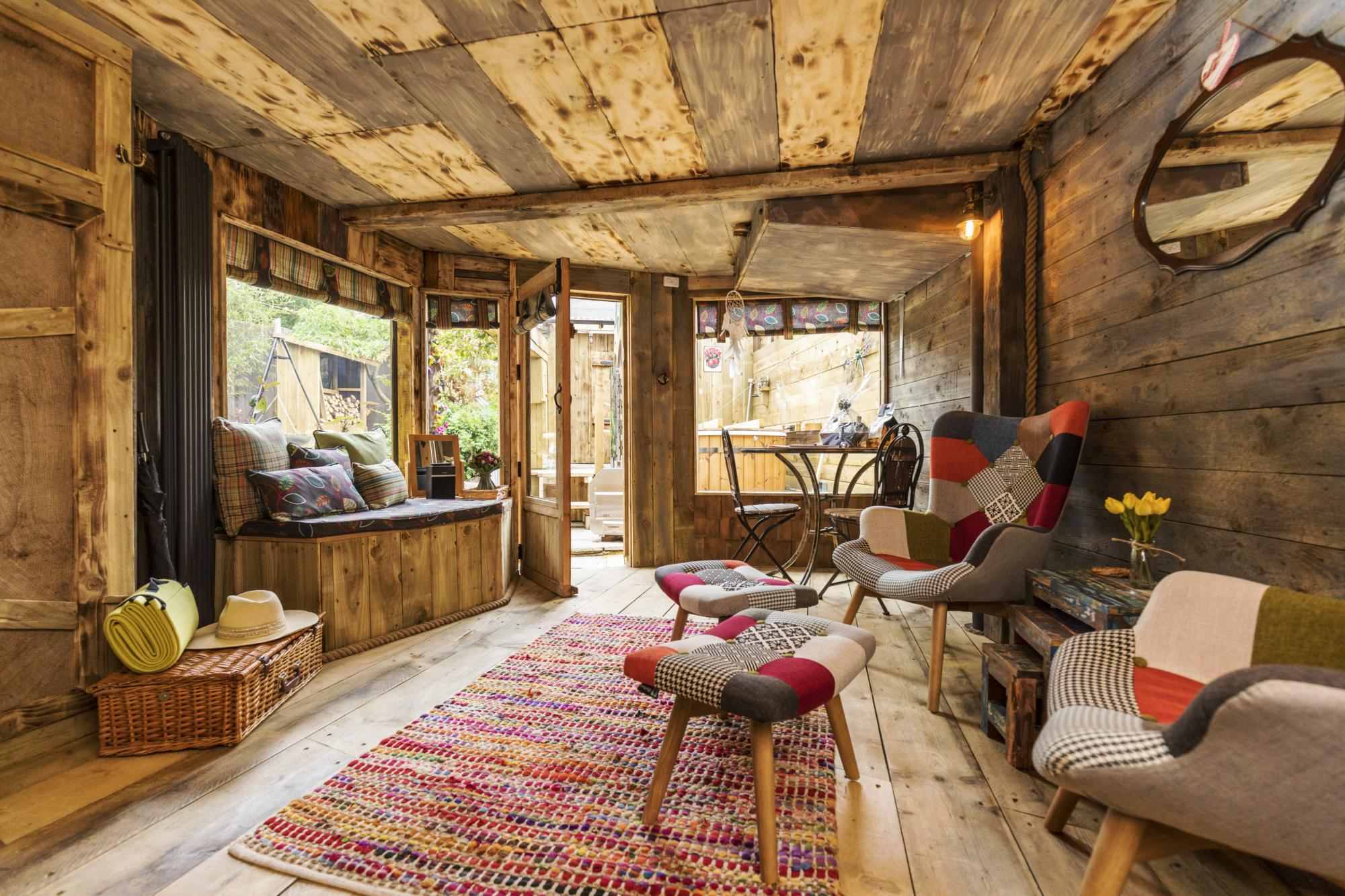 Glamping Sites with Hot Tubs near London I Cool Places